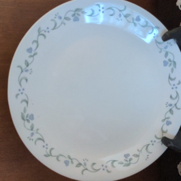 Corelle Country Cottage Dinner Plates Set of 8 - Picture 3 of 9